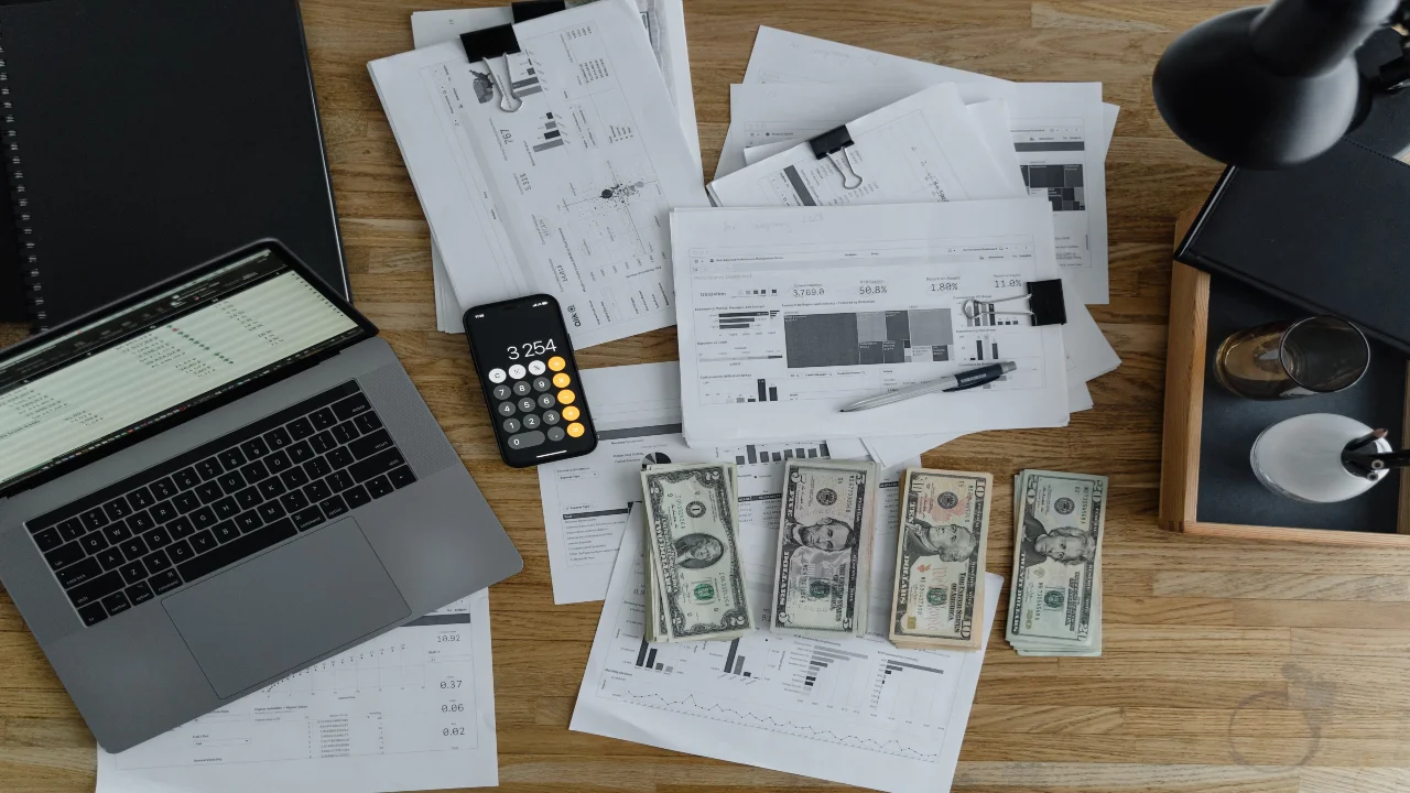 What is the most profitable business in Dubai